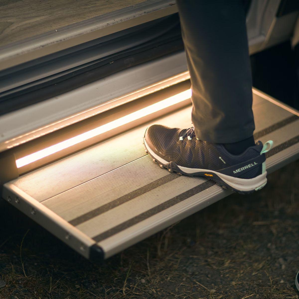 Thule G2 Slide-Out Step 12V-Steps-Thule- DC Leisure