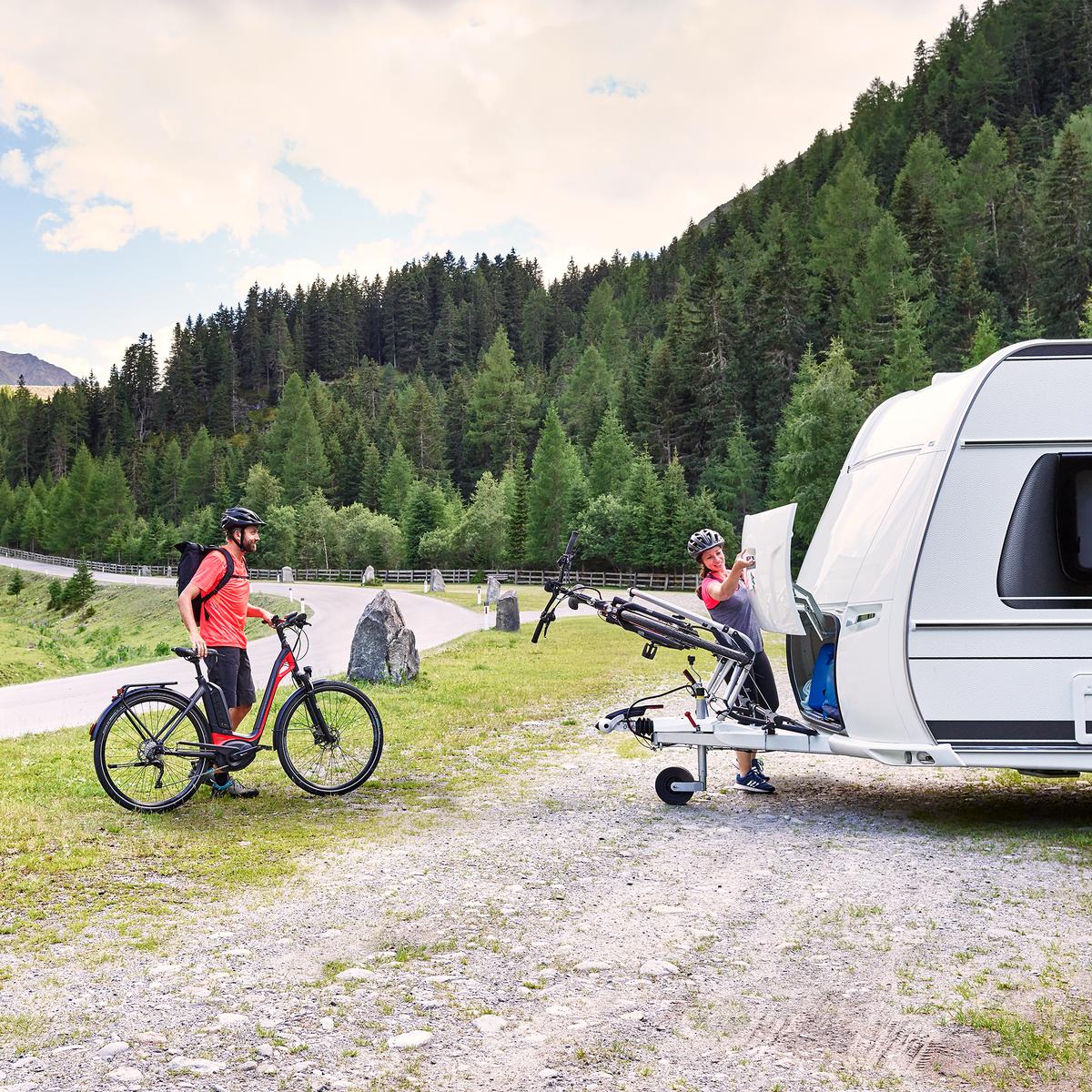 Thule Caravan Superb Short V16 Bike Rack – Caravan Small A-Frame Storage-Bike Carriers-Thule- DC Leisure