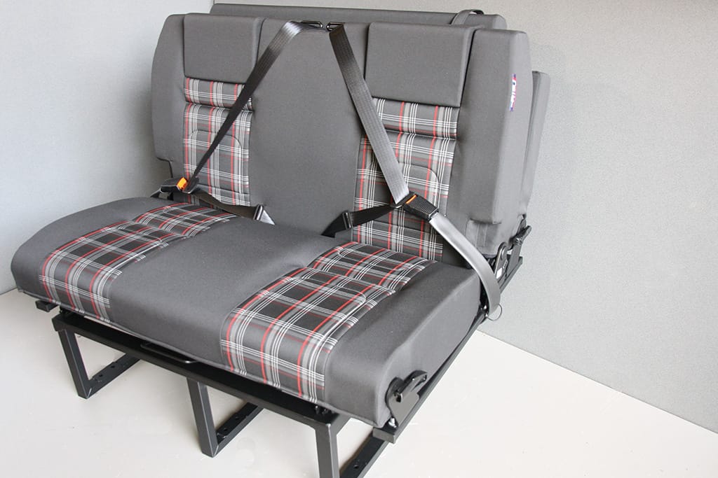 Rib bed 112cm Fixed With ISOFIX- GTI Tartan Red Centre / Titan Sides